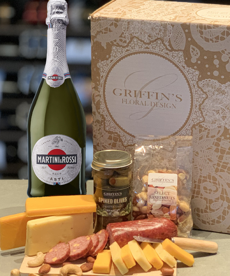 Martini Rossi Asti Champagne  Classic Gourmet Set