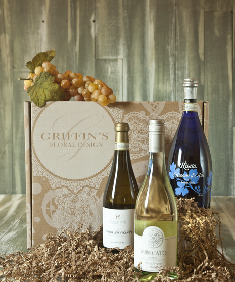 Moscato Delight Wine Set