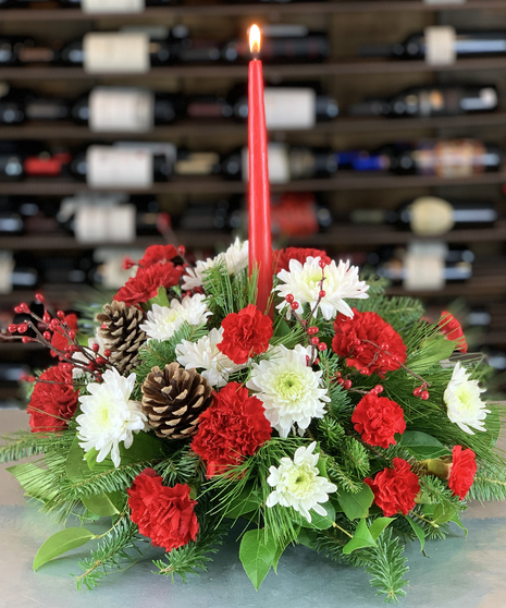 Single Candle Christmas Centerpiece