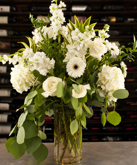  Charismatic Whites  Bouquet Columbus Flowers Newark Ohio Florists Griffins Floral Design