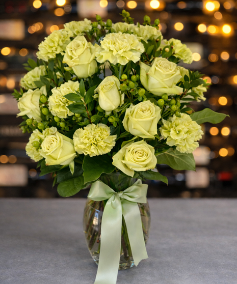 Irish Roses And Carnations Vase Columbus Ohio St Patricks Day Roses