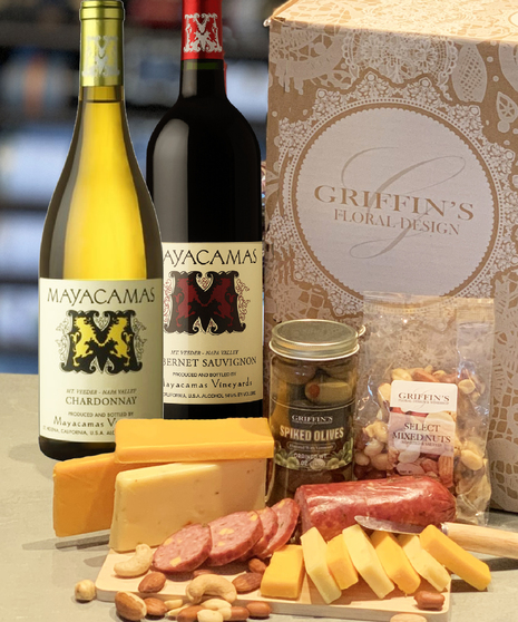 Mayacamas Wine Classic Gourmet Set