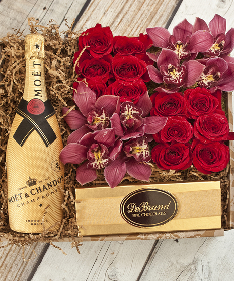 Orchids & Roses Moet Chandon Champagne Gift Box