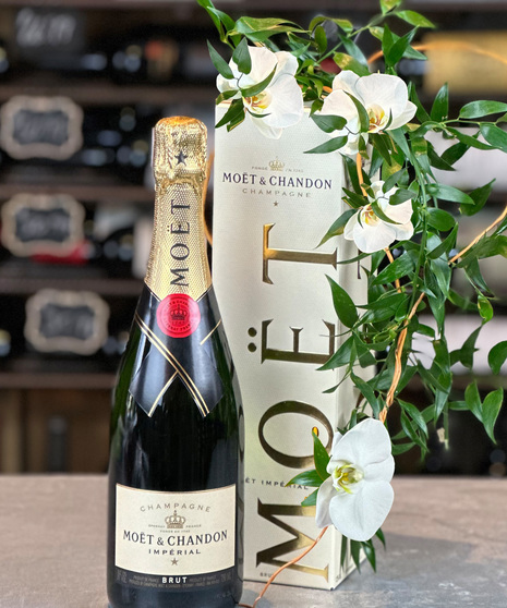 Moet Chandon Petals & Blossoms