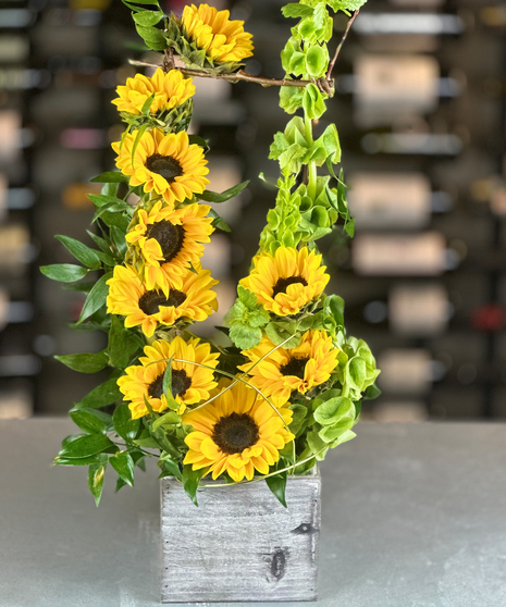 Vertical Sunflower Delight Bouquet