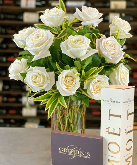 12 White Roses Arranged